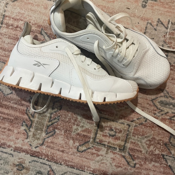 Shoes - Picture 1 of 3